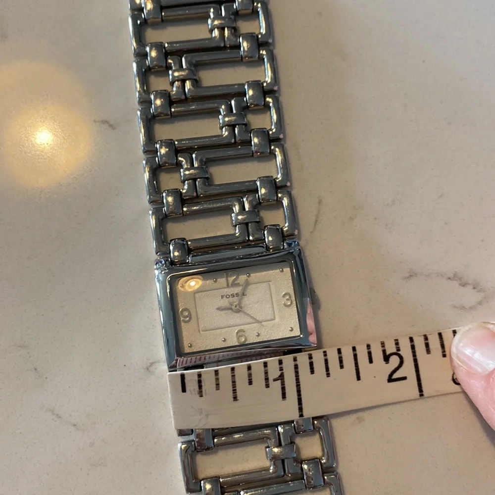 Beautiful 2006 FOSSIL ES-1751 Women's Quartz Watch Works!